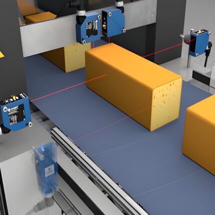 Inani-Technologies - Products and Solutions - Scanning Applications - Measuring Blocks of Cheese with Triangulation Laser Distance Sensors for Controlling Cutting Machines